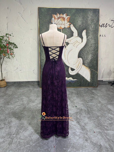 deep purple prom dresses Vintage Dress – daisystyledress Xanthia Pearl-Detail Halterneck Maxi Make a statement with New Years Eve Gowns Finish:Glazed Antique Cherry