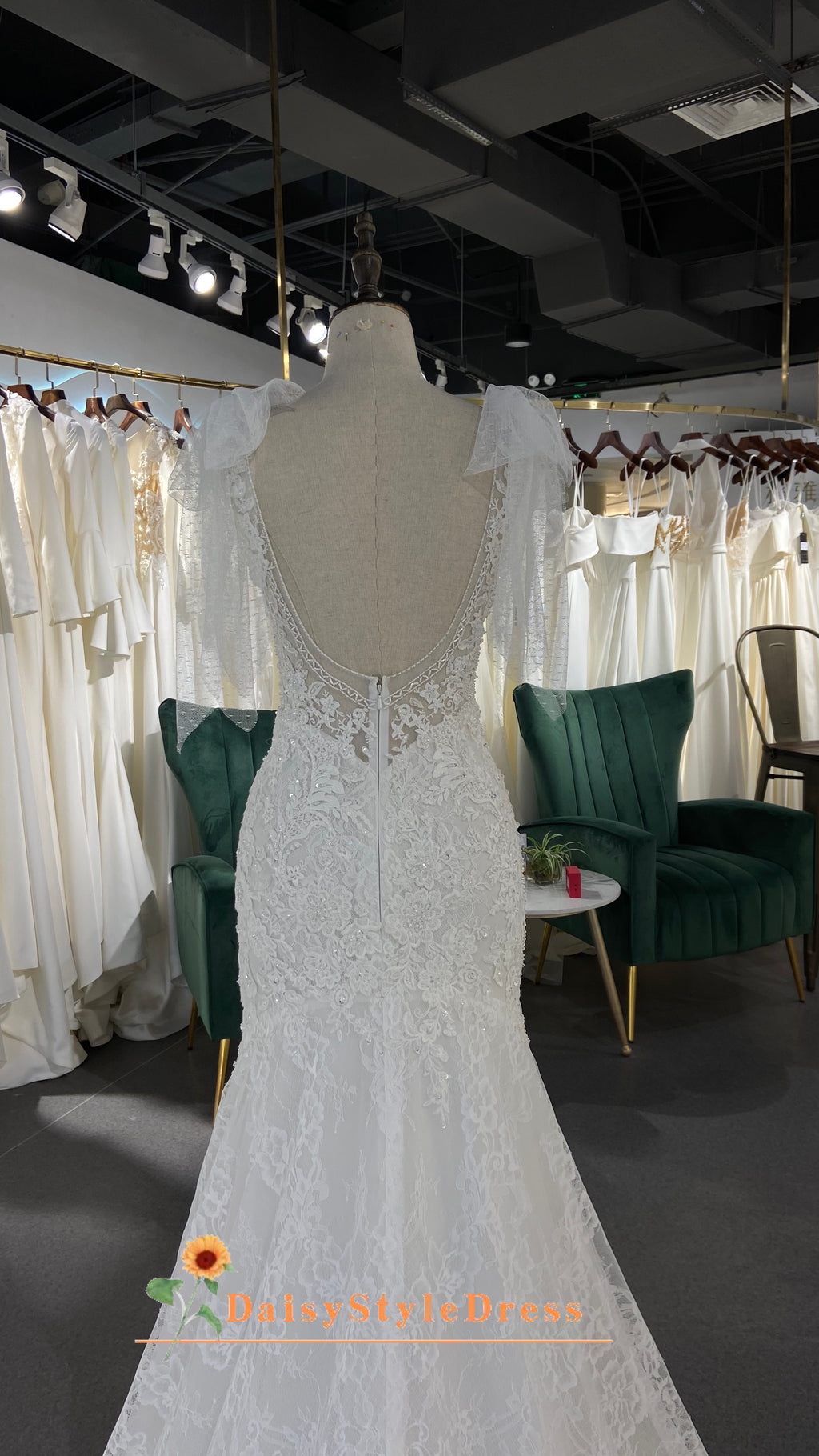 Classic Mermaid Lace Backless Wedding Dress