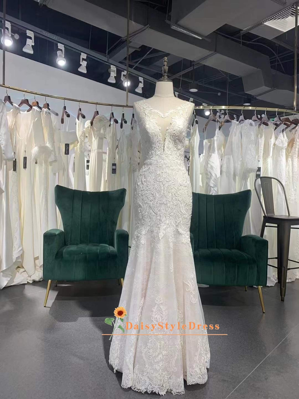 Classic Mermaid  Sheath Lace Wedding Dress