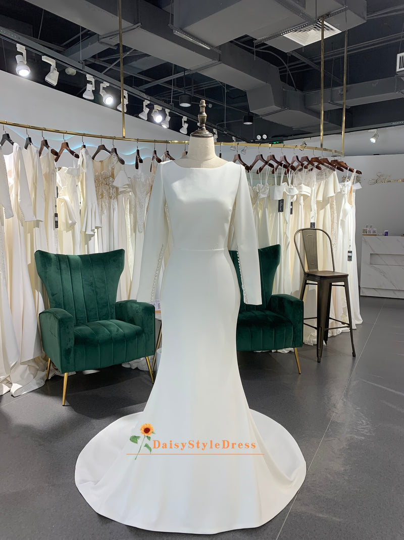 Classic Mermaid Wedding Dress with Detachable Tiered Skirt