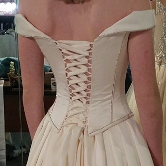Fashion Criss-Cross Off Shoulder Prom Dress
