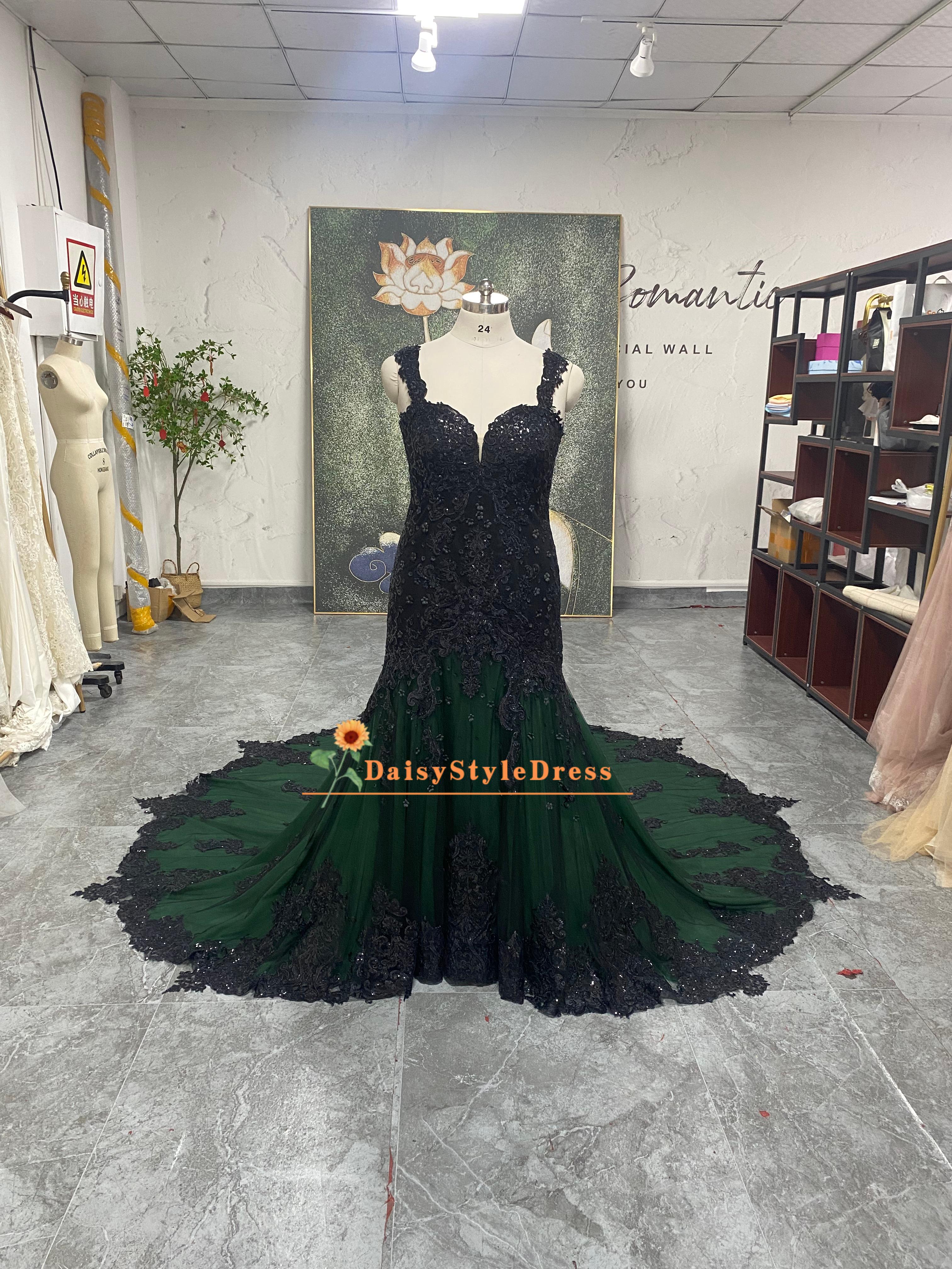 plus size wedding dress  tagged "plus size wedding dress"  daisystyledress