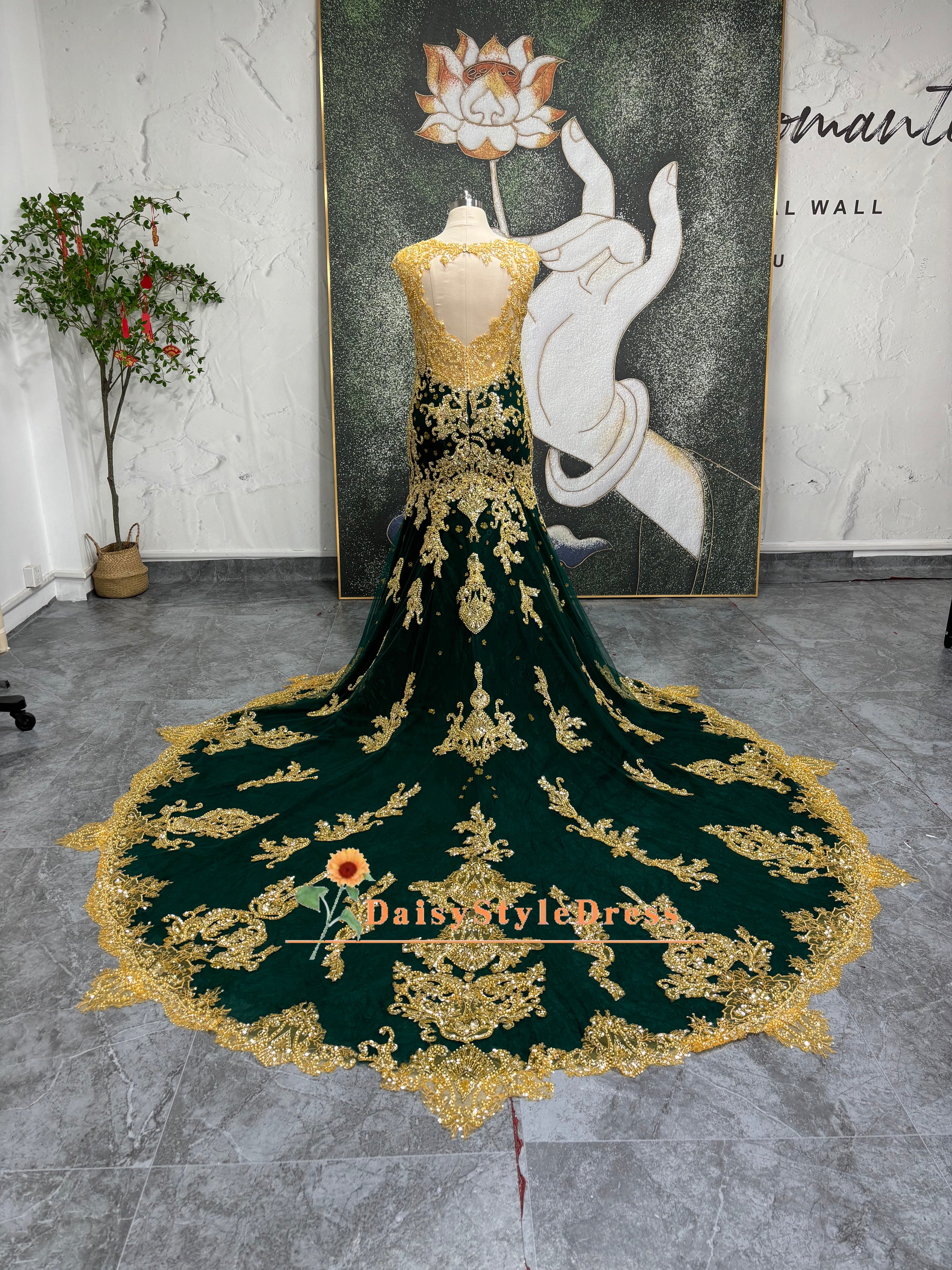 Mermaid Gold and Green Lace Wedding Dress – daisystyledress