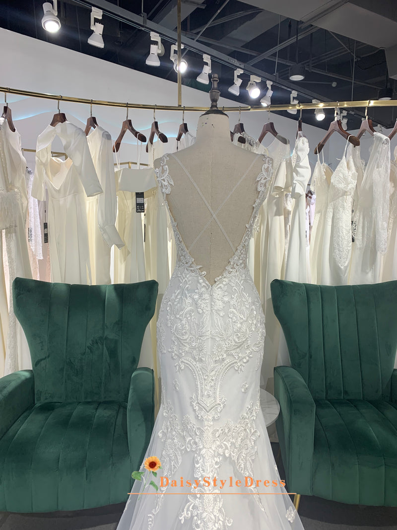 French Lace Mermaid Sexy Back Wedding Dress with Long Train