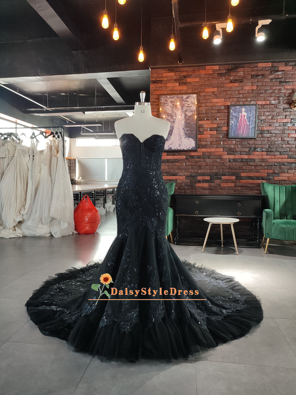 Mermaid Black Lace Wedding Dress