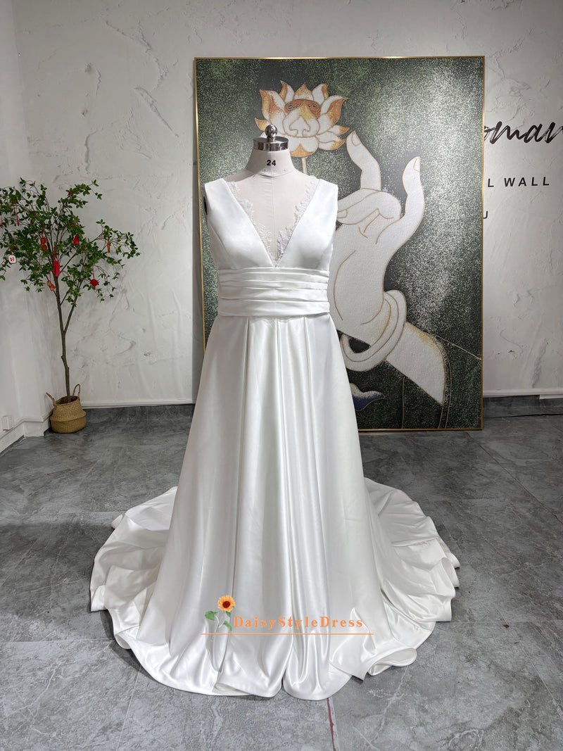 Low Back Plus Size Wedding Dress