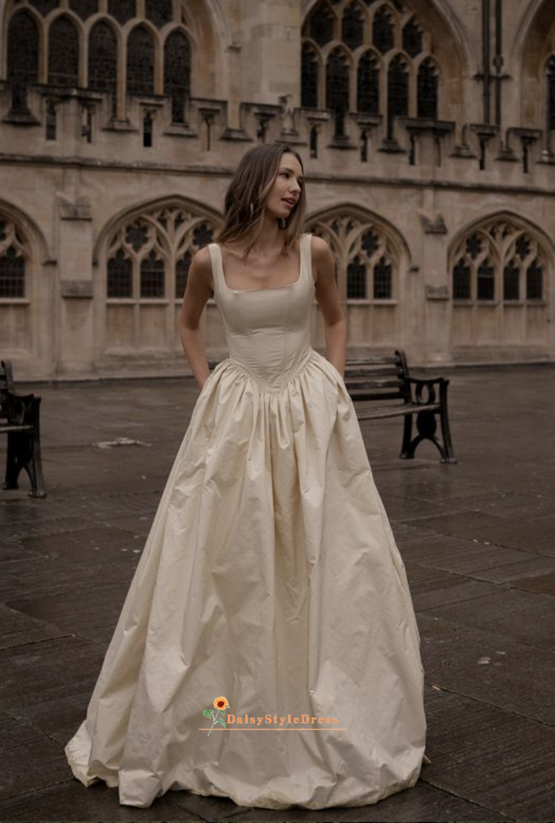 Fashion Square Neckline V-waistline Wedding Dress daisystyledress Fashion Square Neckline V-waistline Wedding Dress daisystyledress
