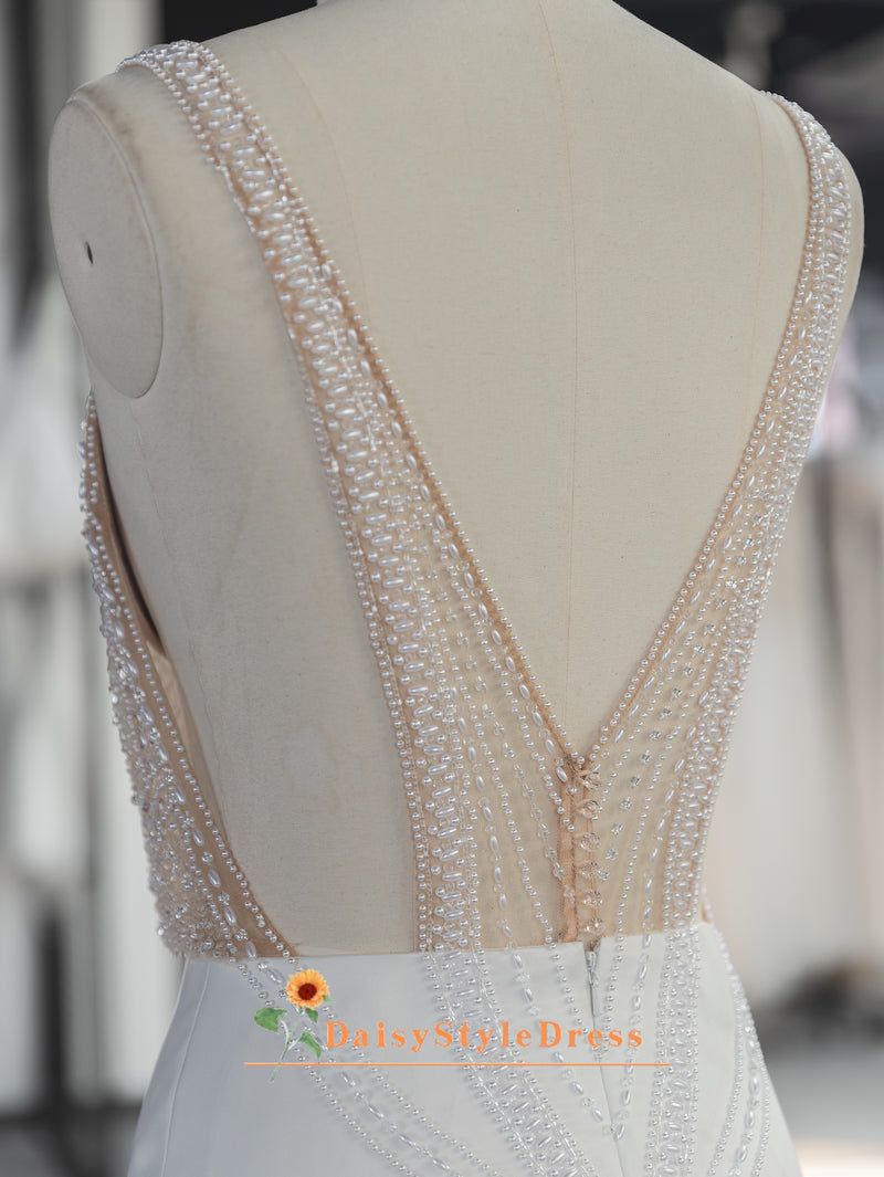 Sleeveless V-Back Bridal Dress