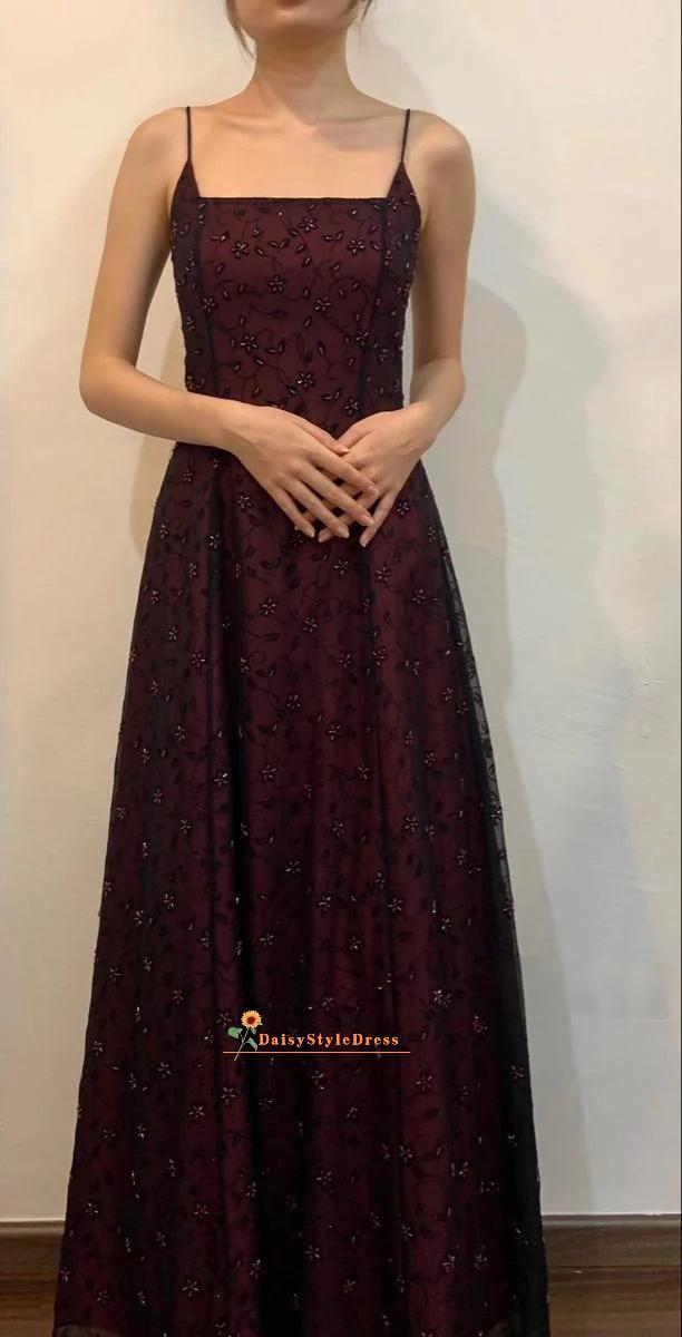 Vintage Square Neckline Burgundy Lace Evening Gown – daisystyledress
