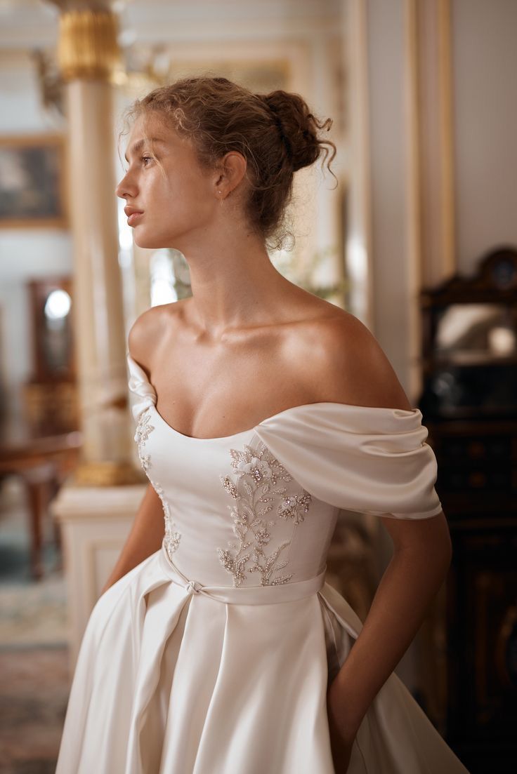 vintage wedding dress
