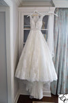 A line V-neckline Lace Wedding Dress