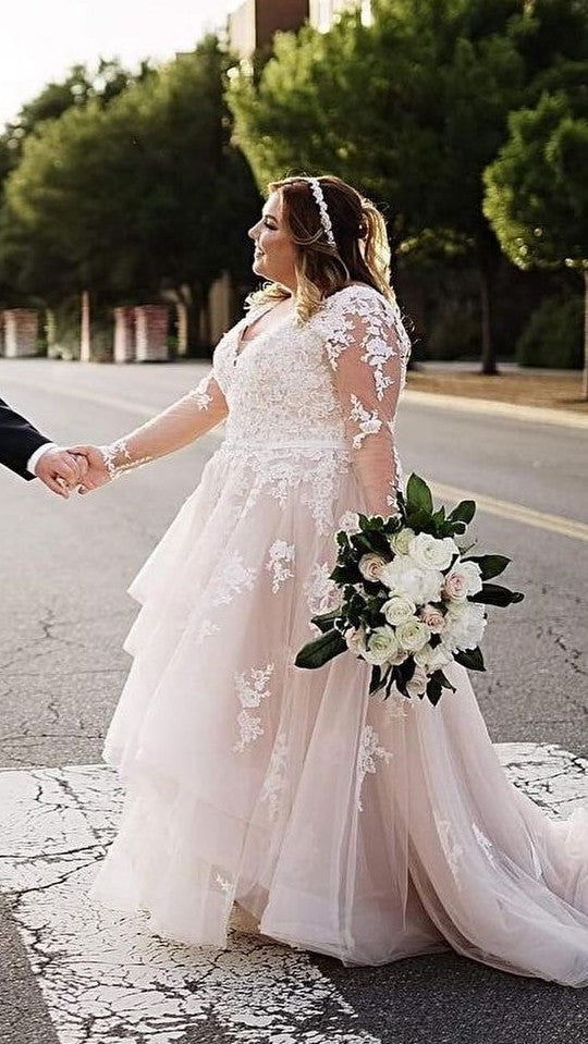 Bra-friendly plus size wedding gown