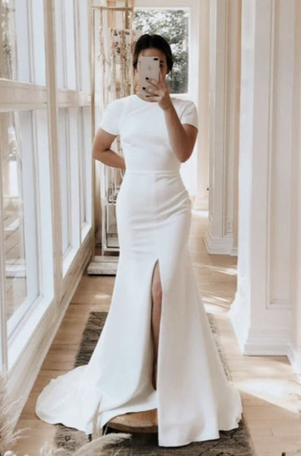 fit and flare short wedding dress Simple Sleeve Sexy Low Back – daisystyledress Color:White Multi engagement photoshoots Diane Von Furstenberg – promo_percentage_50