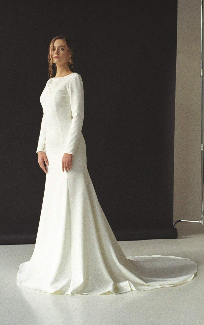 fitted long sleeve wedding dress