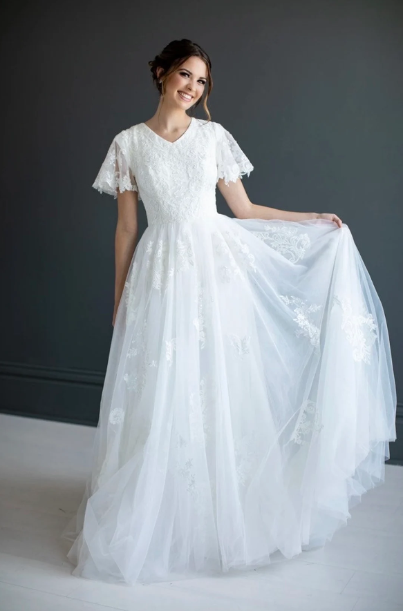 Wedding dress 2025 butterfly sleeves