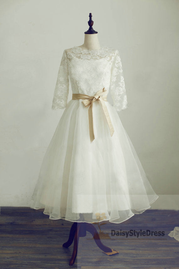 Tea Length Half Sleeves Vintage Lace Wedding Dress - daisystyledress