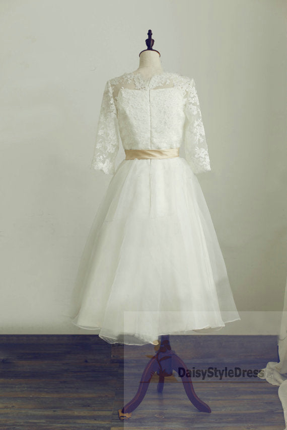 Tea Length Half Sleeves Vintage Lace Wedding Dress - daisystyledress