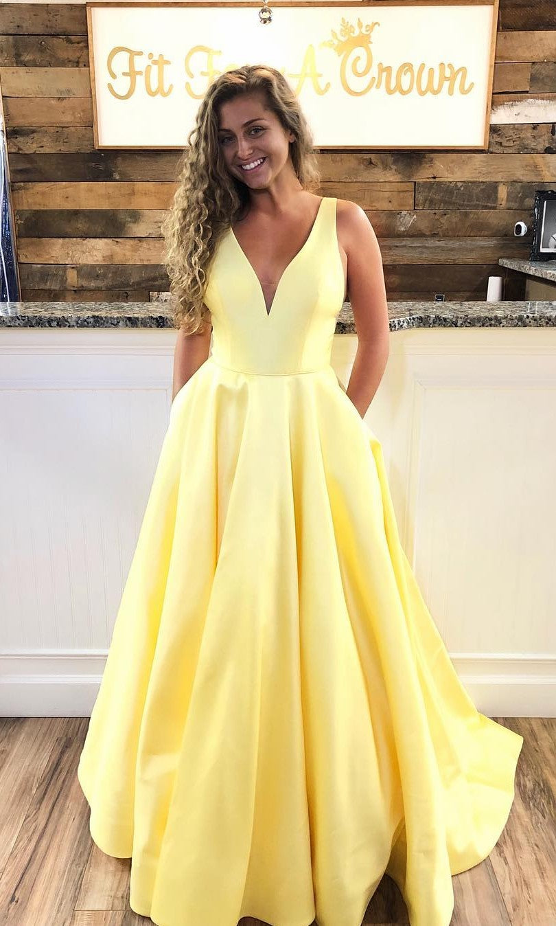 Elegant Yellow Prom Dress with Pocket - daisystyledress