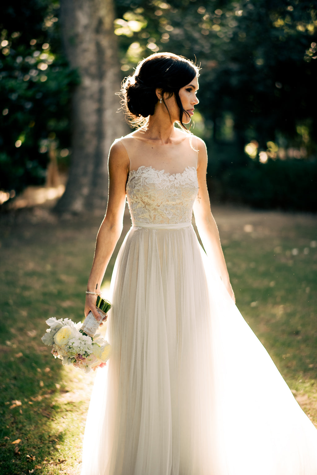 Romantic Open Back Tulle and Lace Wedding Dress - daisystyledress