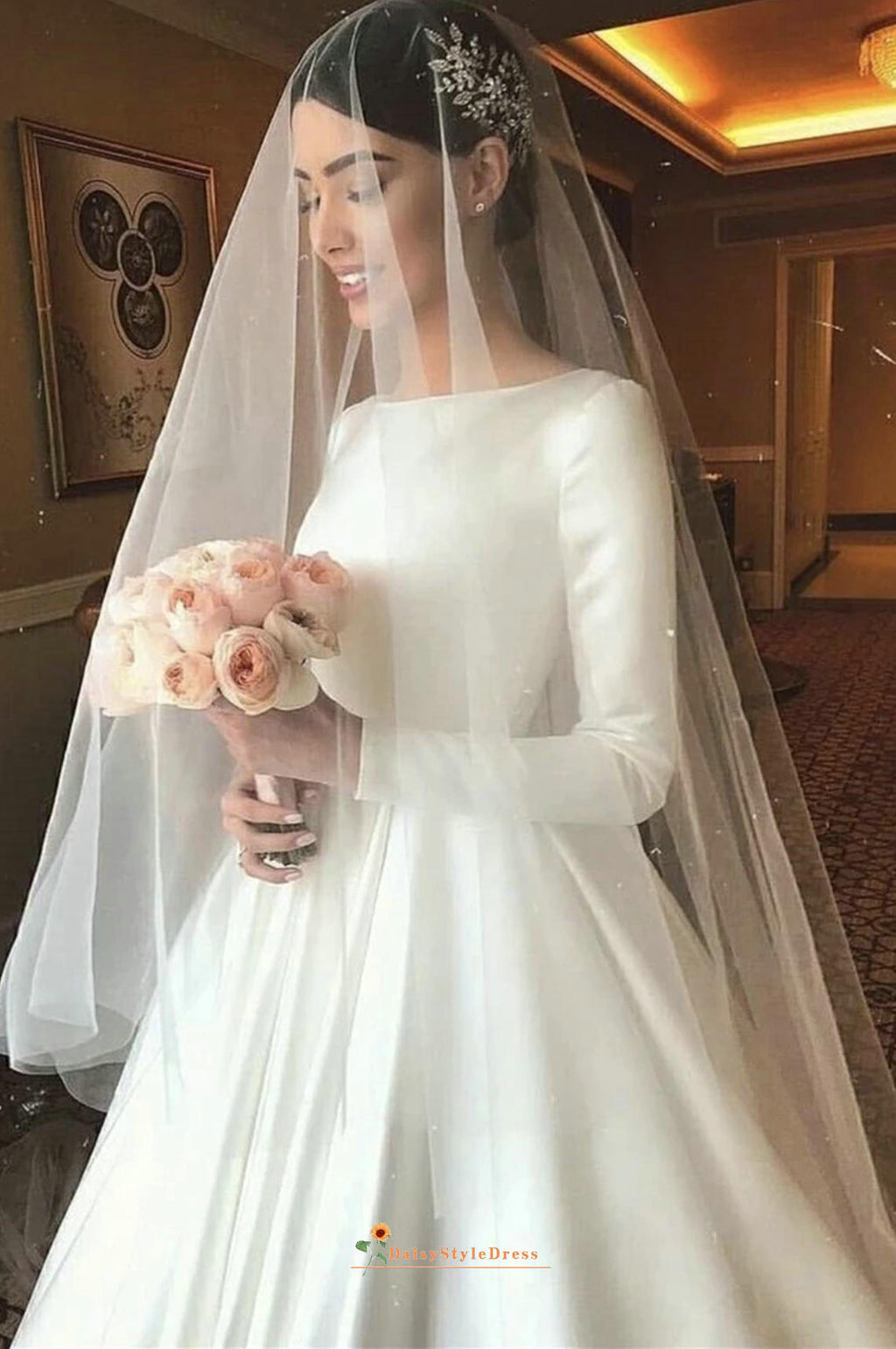 vintage long sleeve wedding dress