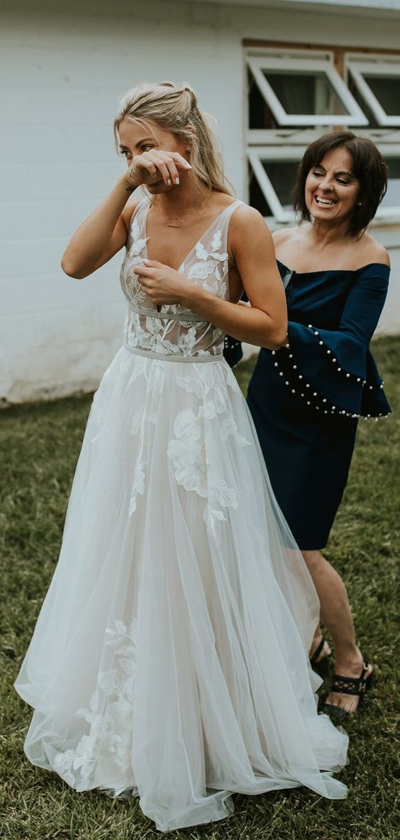 A line V-neckline Lace Deep V-back Wedding Dress – daisystyledress