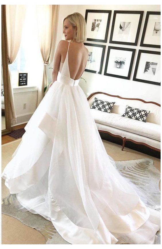 backless wedding dress