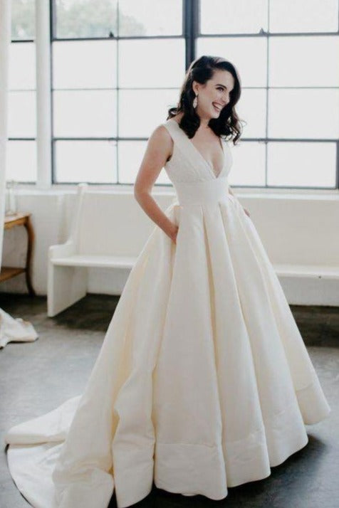 Elegant V-neckline Ivory Wedding Dress with Pocket - daisystyledress