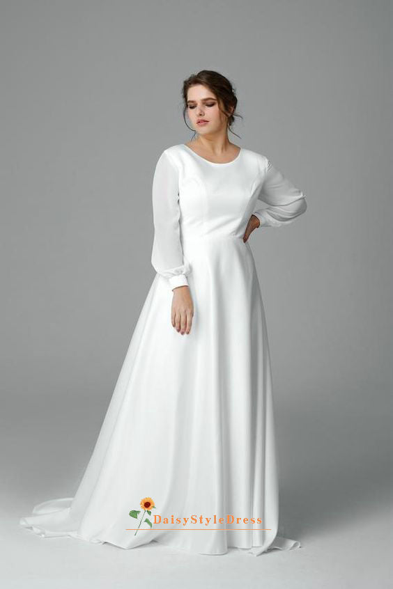 Plus size wedding dress