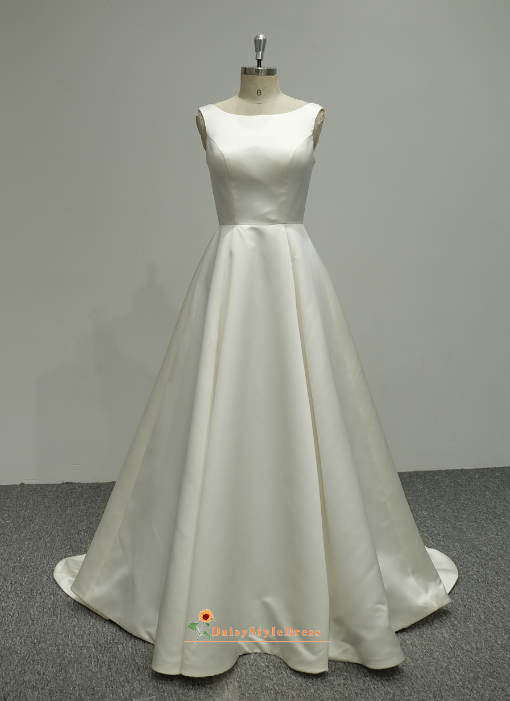 round neckline wedding dress