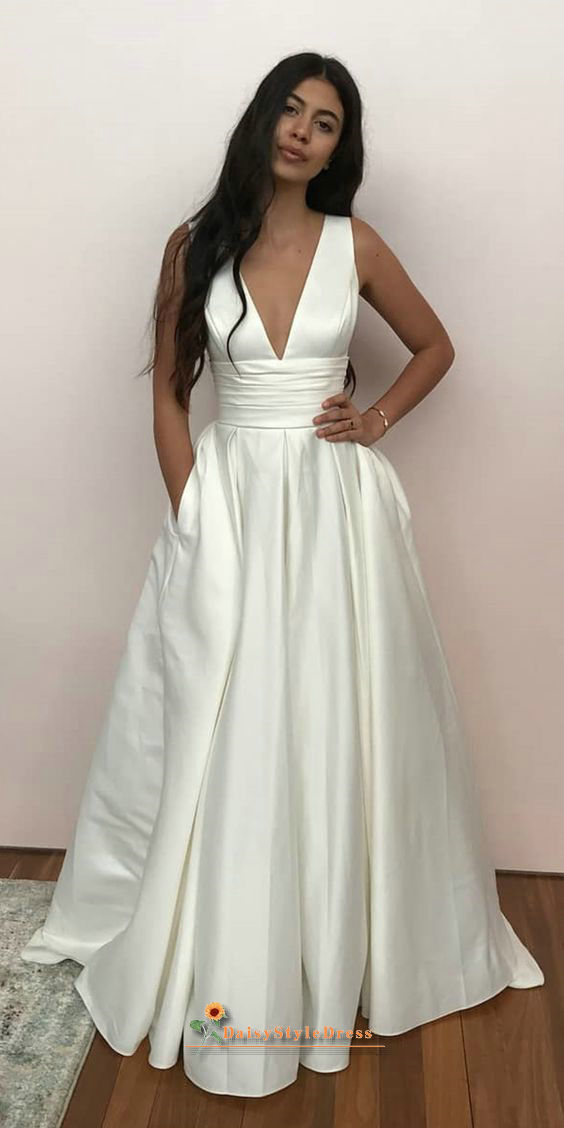 a line wedding dress