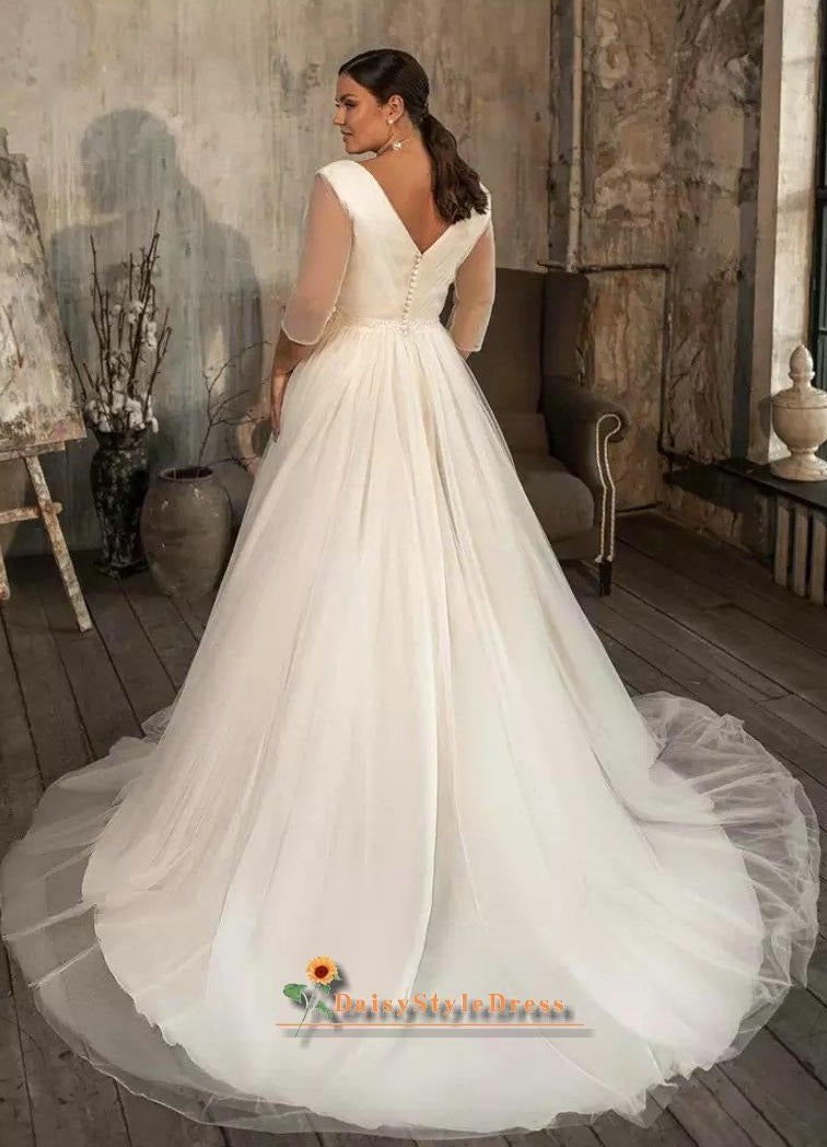 affortable plus size wedding dress