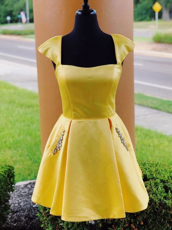 short yellow homecoming dress