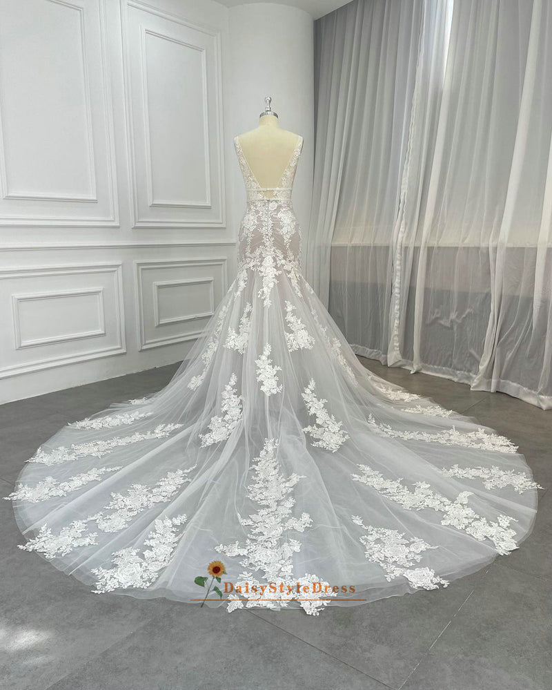 fit and flare lace wedding dress