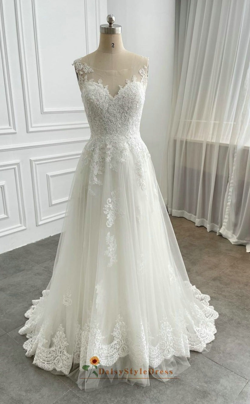 ivory wedding dress