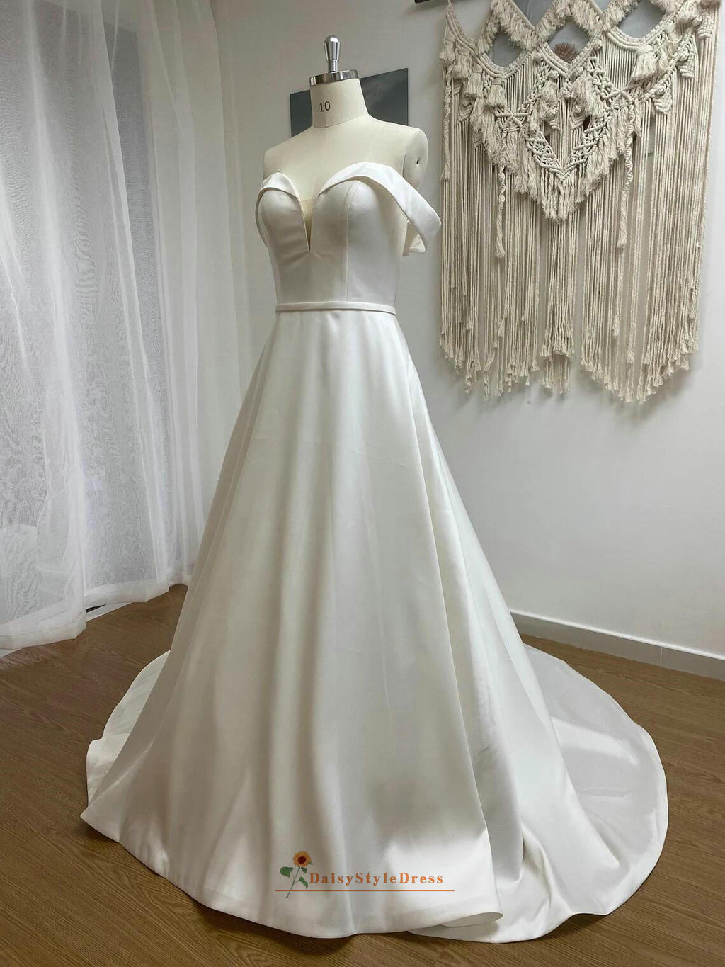 a line wedding dress