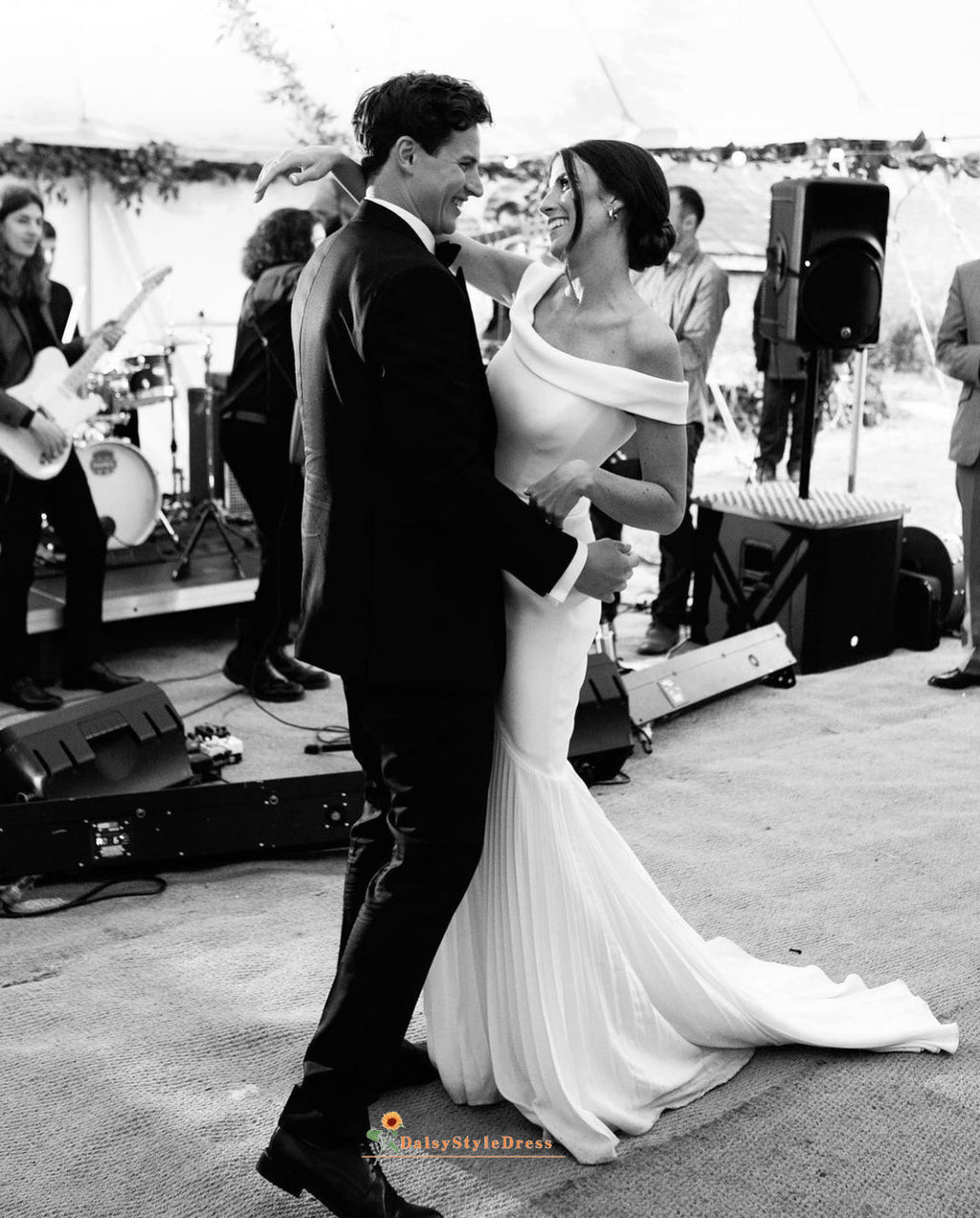 mermaid wedding dress